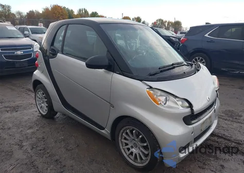 2012 Smart Fortwo Passion z USA, uszkodzony, nr VIN WMEEJ3BA7CK564376